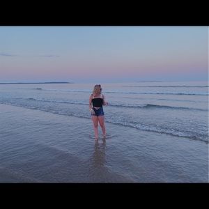 Meet your Posher, Hailey